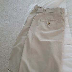 Men's golf shorts
